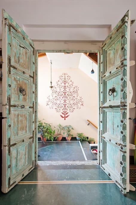 Bed and Breakfast Chhoti Haveli Нью-Дели Экстерьер фото